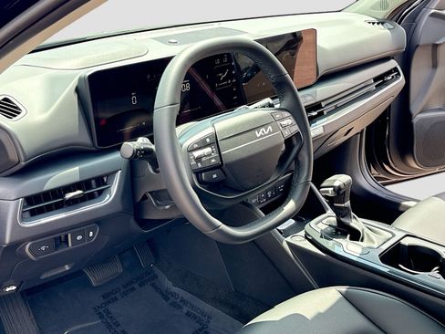 New 2026 Kia K4 EX FWD image 4