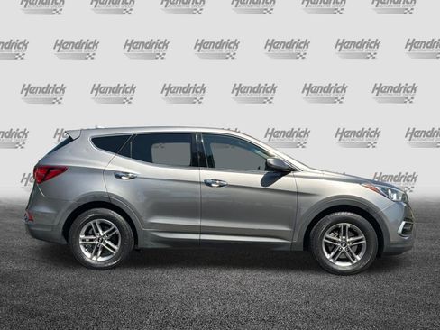 Used 2017 Hyundai Santa Fe Sport FWD image 3