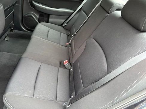 Used 2017 Subaru Legacy 2.5i Premium image 8