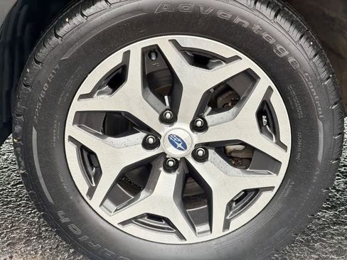 Certified 2023 Subaru Forester Premium image 14