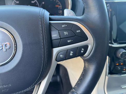 Used 2019 Jeep Grand Cherokee Summit AWD/4WD image 13