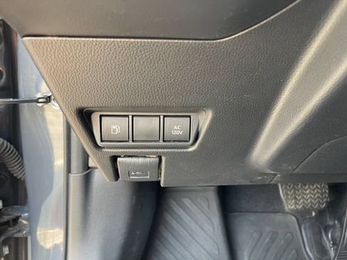 Used 2023 Toyota Prius Prime FWD image 29