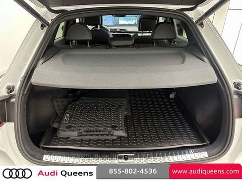 Certified 2025 Audi Q3 2.0T Premium w/ Convenience Package image 10