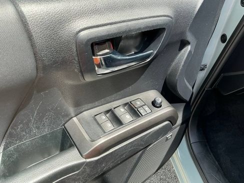 Used 2021 Toyota Tacoma TRD Pro AWD/4WD image 16