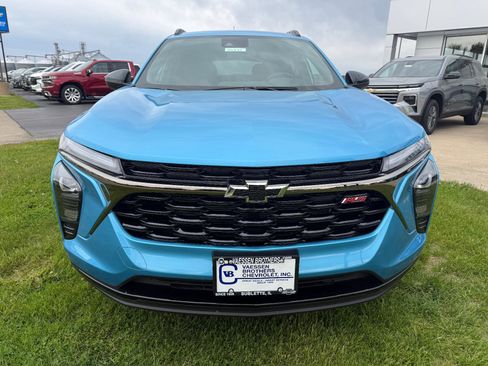 Used 2026 Chevrolet Trax RS w/ Driver Confidence Package FWD image 2