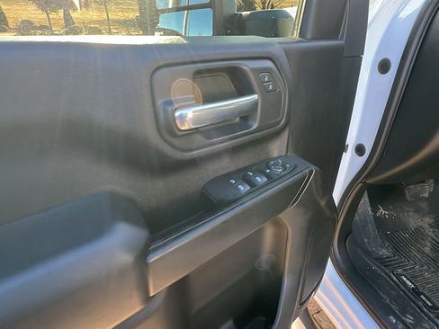 Used 2022 Chevrolet Silverado 2500 Custom w/ Gooseneck/5TH Wheel Package image 15