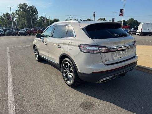Used 2022 Lincoln Nautilus Reserve w/ Class II Trailer Tow Package AWD/4WD image 5
