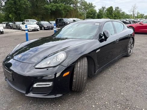 Used 2013 Porsche Panamera GTS AWD/4WD image 1