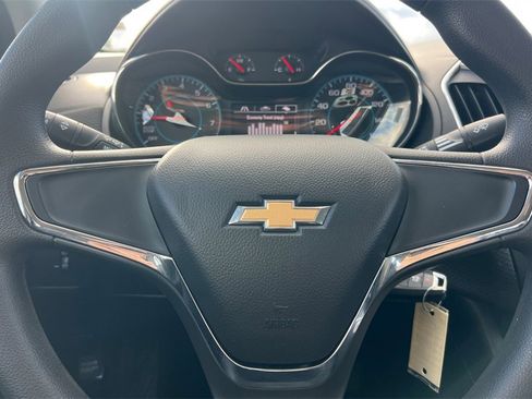 Used 2017 Chevrolet Cruze LS image 20