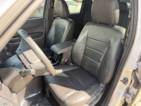 Used 2012 Ford Escape Limited image 18