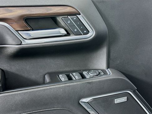 Used 2023 GMC Sierra 1500 SLT image 15