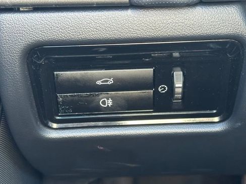 Used 2014 Jaguar F-TYPE S image 19