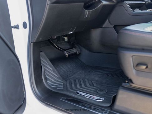 Used 2024 GMC Sierra 2500 AT4 w/ AT4 Premium Plus Package image 61