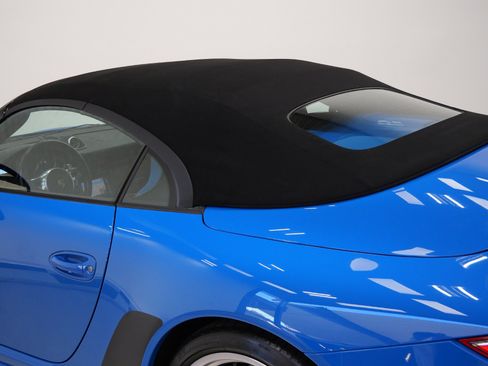 Used 2011 Porsche 911 Speedster RWD image 18