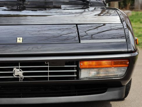 Used 1989 Ferrari Mondial Convertible image 7