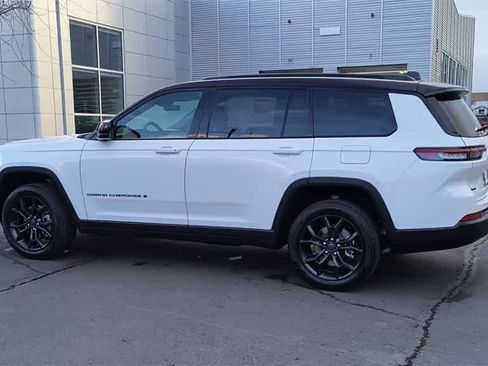 New 2025 Jeep Grand Cherokee L Limited w/ Trailer Tow Package image 6