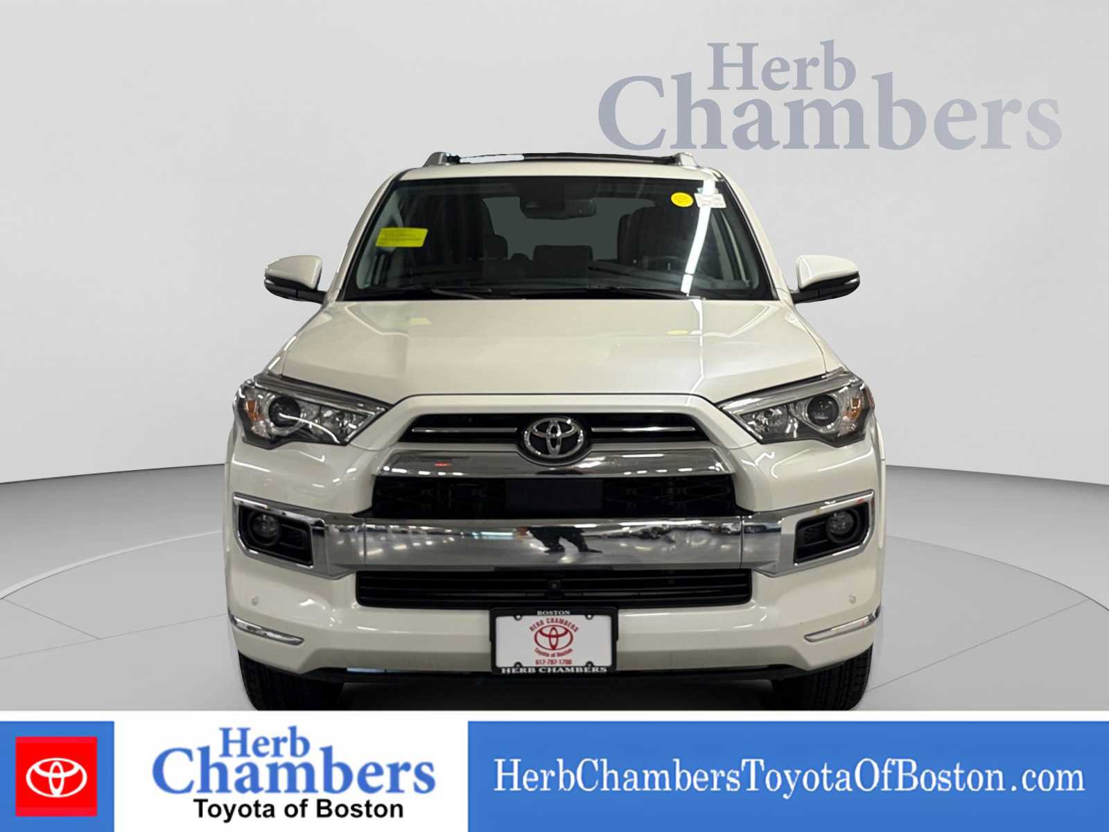 Used 2022 Toyota 4Runner Limited AWD/4WD image 2