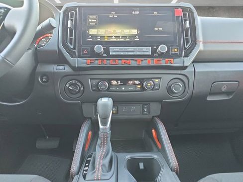 New 2026 Nissan Frontier PRO-4X w/ Pro-4x Convenience Package image 3