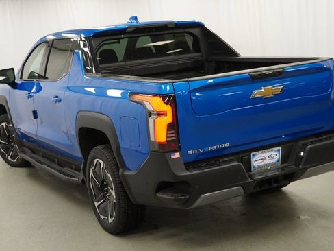 New 2026 Chevrolet Silverado EV LT AWD/4WD image 36