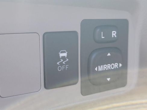 Used 2010 Toyota Corolla S FWD image 29