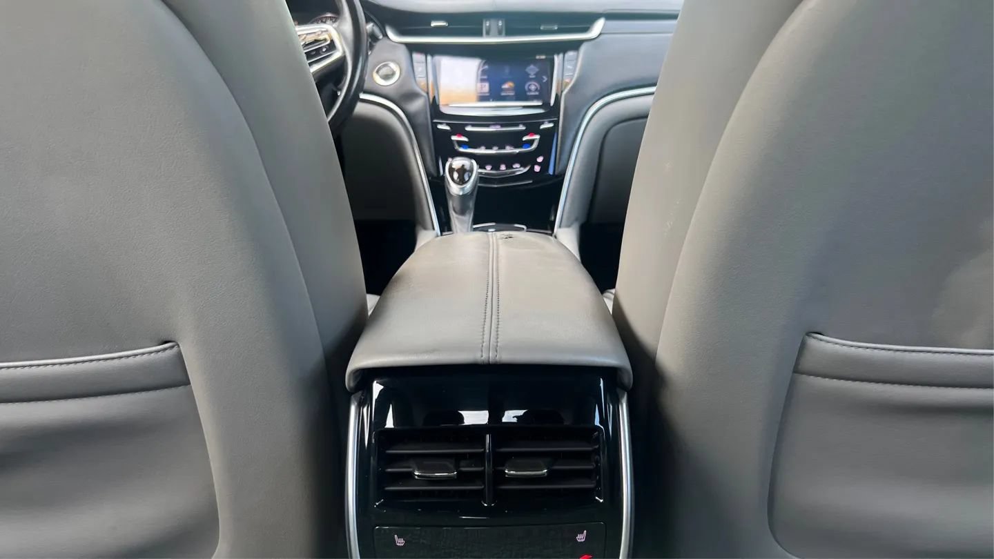 Used 2014 Cadillac XTS Premium FWD image 41