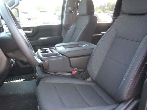 New 2026 Chevrolet Silverado 2500 Custom w/ Z71 Off-Road Package AWD/4WD image 9