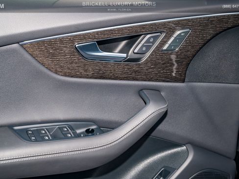 Used 2025 Audi Q8 Prestige image 63