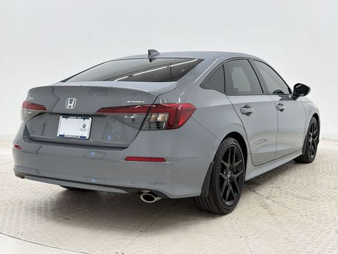 Used 2025 Honda Civic Sport image 9