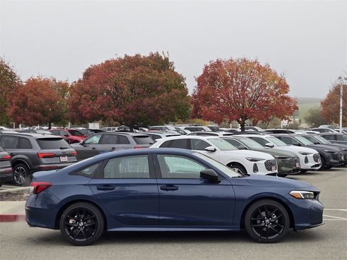 New 2026 Honda Civic Sport image 7