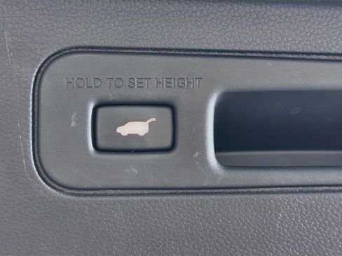 Used 2025 Honda Pilot Touring image 31