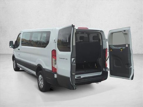 Used 2023 Ford Transit 350 XLT image 8