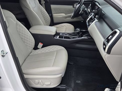 Certified 2023 Kia Sorento SX AWD/4WD image 19