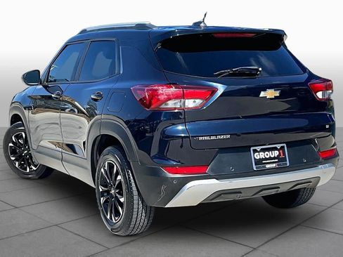 Used 2021 Chevrolet TrailBlazer LT w/ Convenience Package FWD image 10