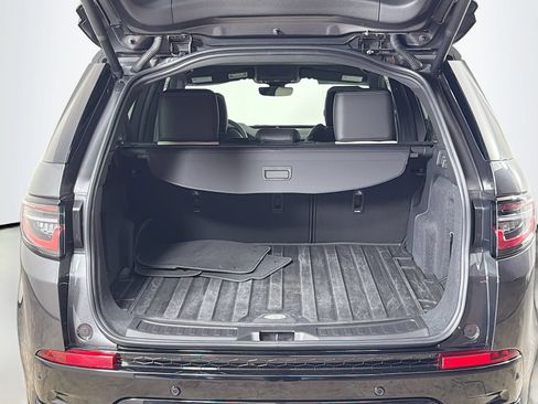 Certified 2025 Land Rover Discovery Sport Dynamic SE AWD/4WD image 29