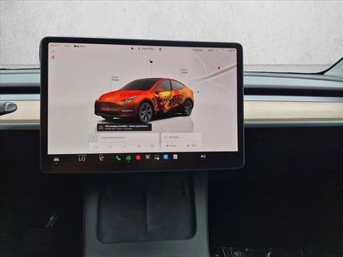 Used 2024 Tesla Model Y Long Range AWD/4WD image 14