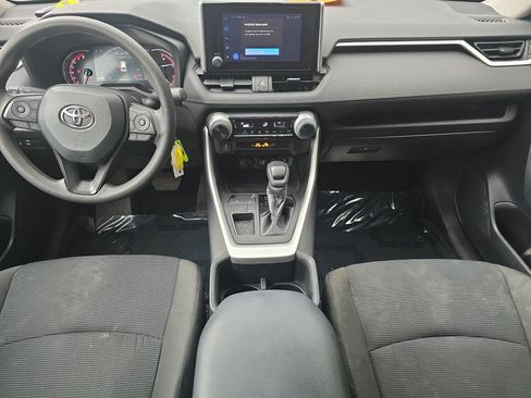 Used 2023 Toyota RAV4 LE FWD image 9