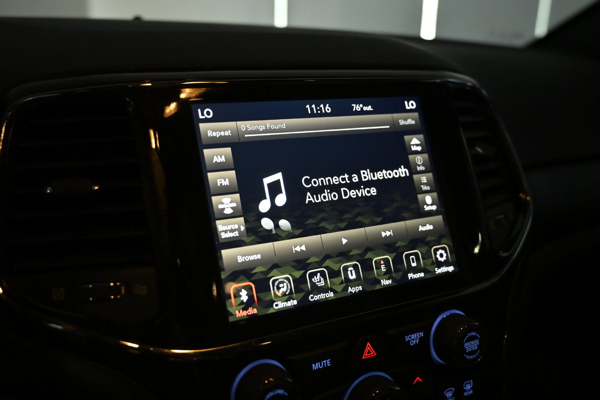 Used 2022 Jeep Grand Cherokee Laredo X AWD/4WD image 26