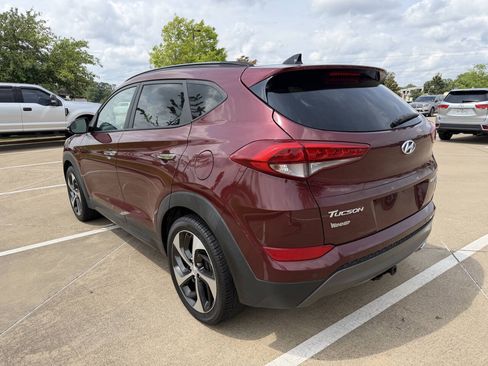 Used 2016 Hyundai Tucson Limited w/ Option Group 03 AWD/4WD image 7
