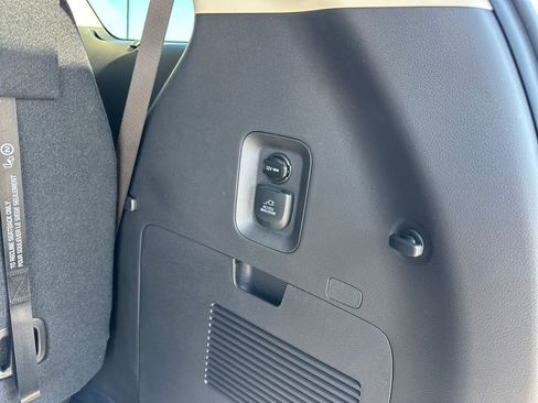 New 2026 Kia Carnival SX image 42