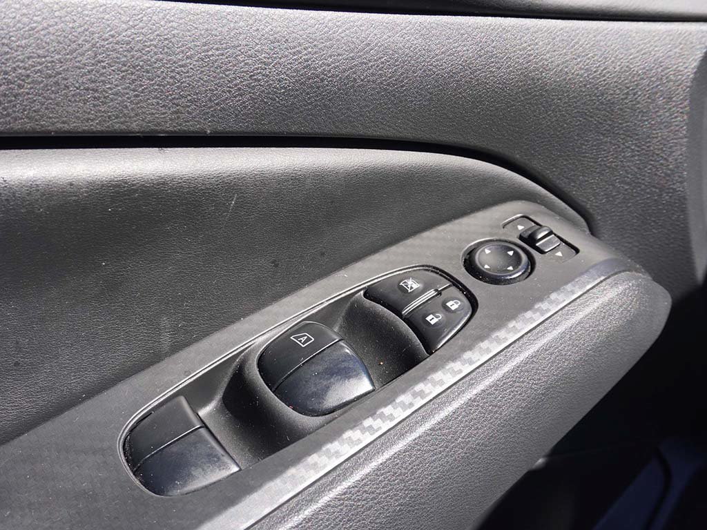 Used 2024 Nissan Altima 2.5 SV AWD/4WD image 34