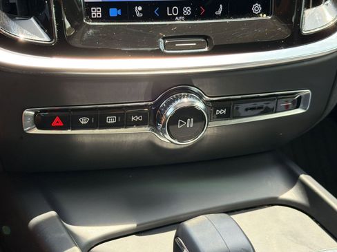 Certified 2024 Volvo S60 B5 Core w/ Climate Package AWD/4WD image 18