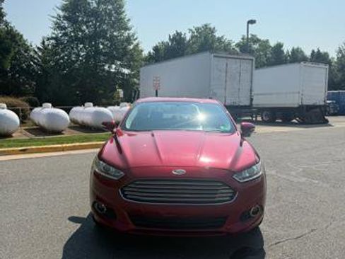 Used 2013 Ford Fusion SE image 8
