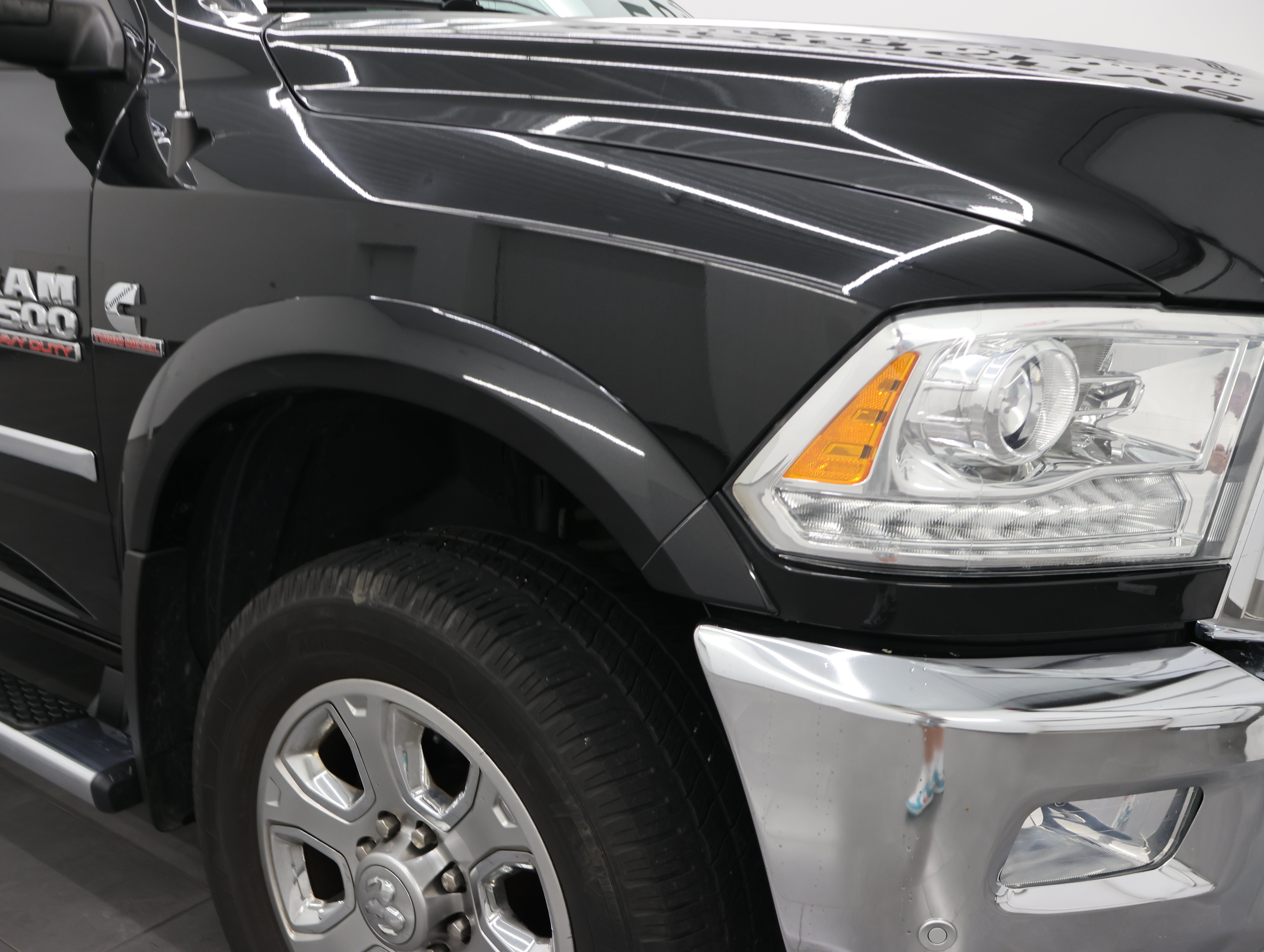 Used 2016 RAM 3500 Laramie AWD/4WD image 25
