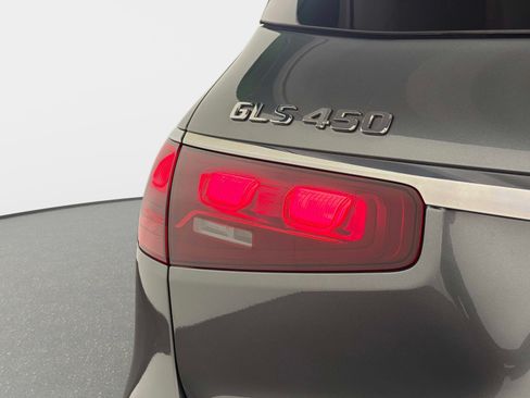 Used 2025 Mercedes-Benz GLS 450 4MATIC w/ AMG Line Exterior image 14