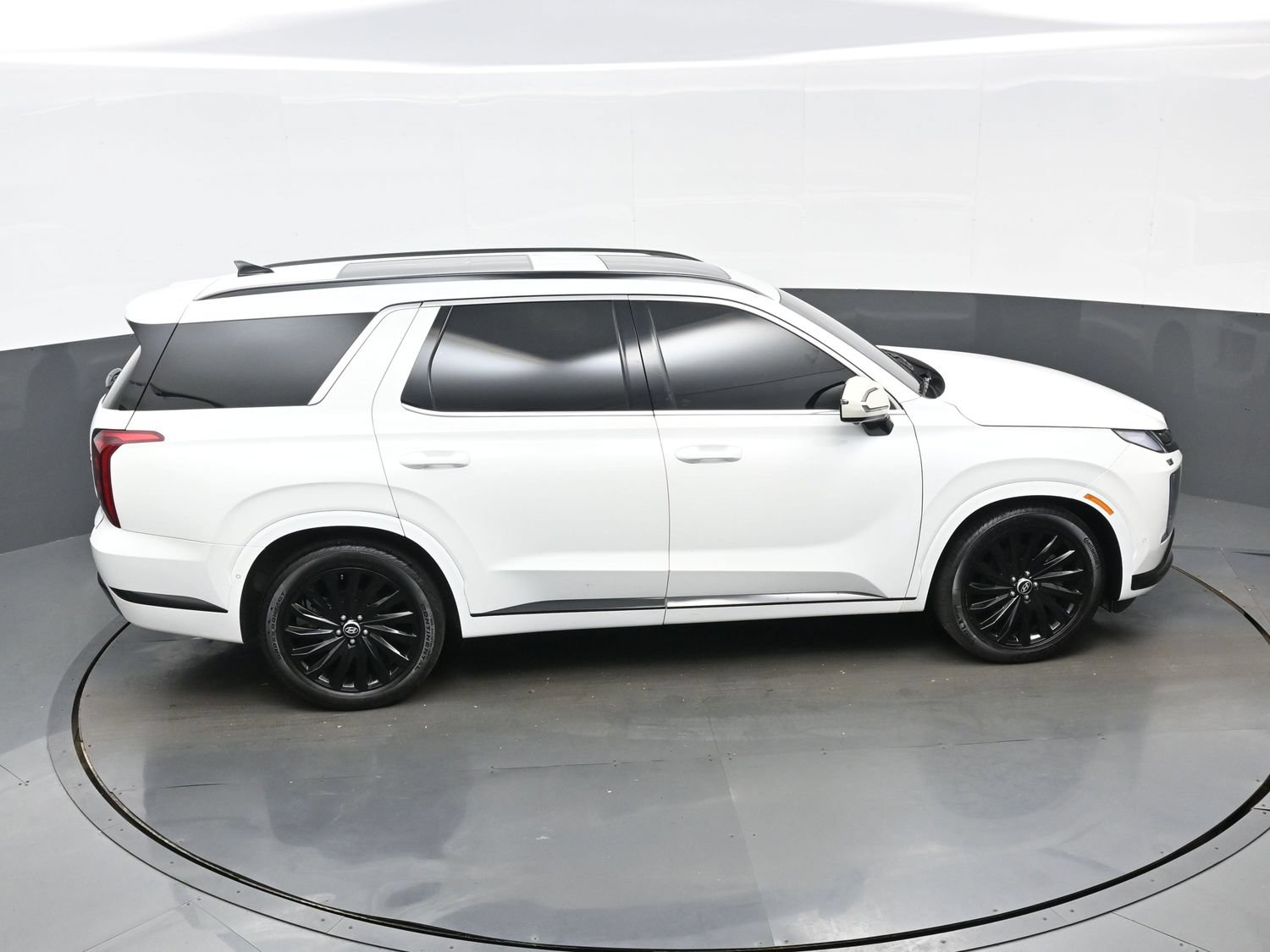 Certified 2024 Hyundai Palisade Calligraphy AWD/4WD image 41