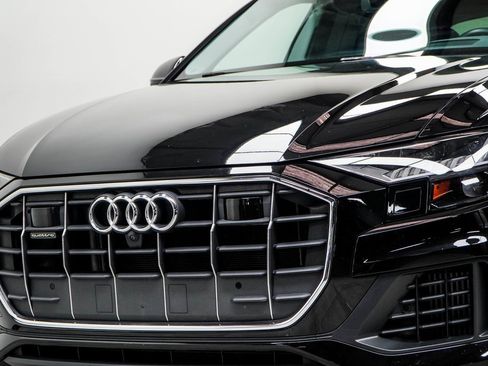 Used 2023 Audi Q8 Prestige image 2