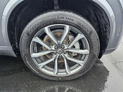 Used 2018 Volvo XC90 T5 Momentum w/ Convenience Package image 9
