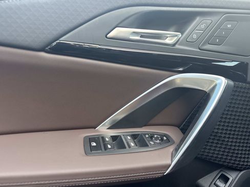 Used 2025 BMW X2 xDrive28i image 17