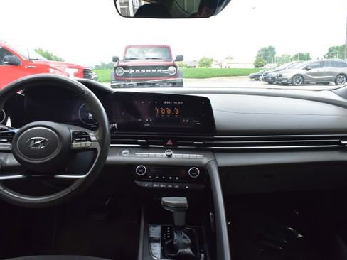 Used 2023 Hyundai Elantra SEL w/ Convenience Package FWD image 33