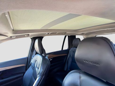 Used 2020 Volvo XC90 T6 Inscription w/ Protection Package Premier image 27